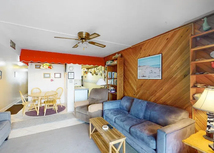 Sea Time 407s Apartment *